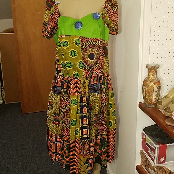 Handmade MULTI COLOR DRESS FROM GHANA - Picture 8 of 8